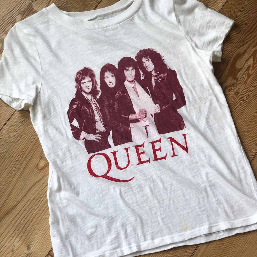 Queen tee
